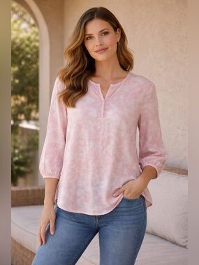 Liz Claiborne Pink Large 3/4 Sleeve Split Neck Lightweight Top